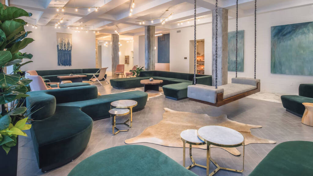 The Hi-Lo, Autograph Collection Lobby