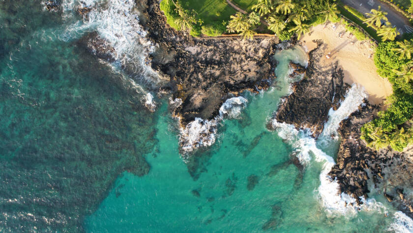 Pa'ako-Beach,-Secret-Cove,-Maui-05