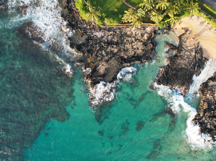 Pa'ako-Beach,-Secret-Cove,-Maui-05