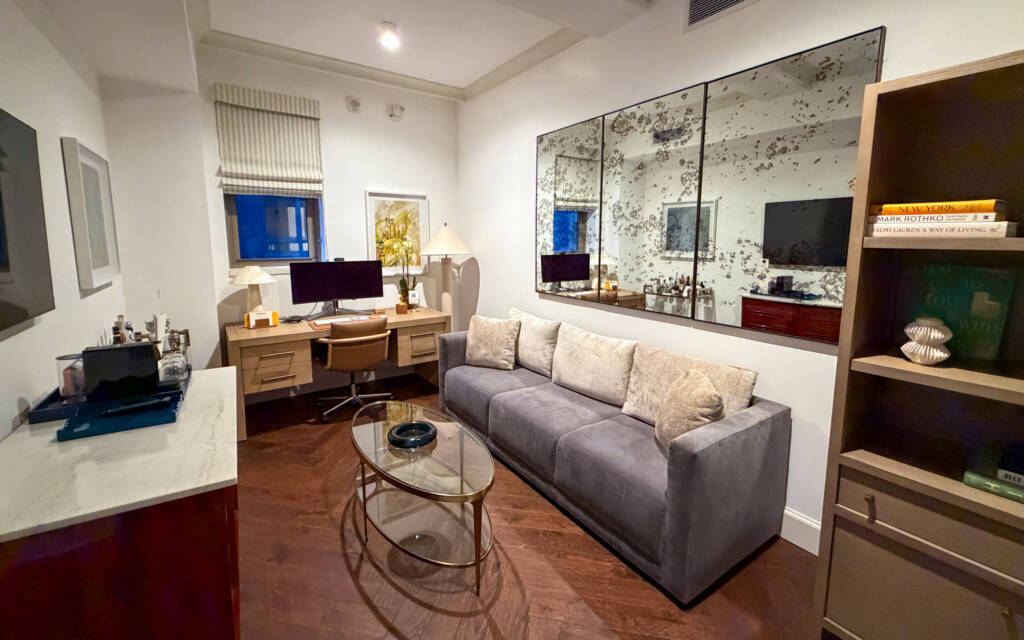 The Wall Street Hotel 088 Luxury Reviews Guides